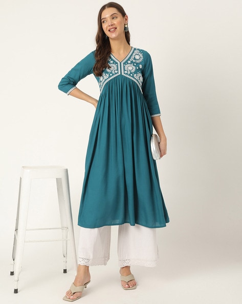 Women Embroidery Flared Kurta