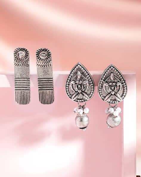 Women Set of 2 Oxidized Silver-Plated Stud Earrings