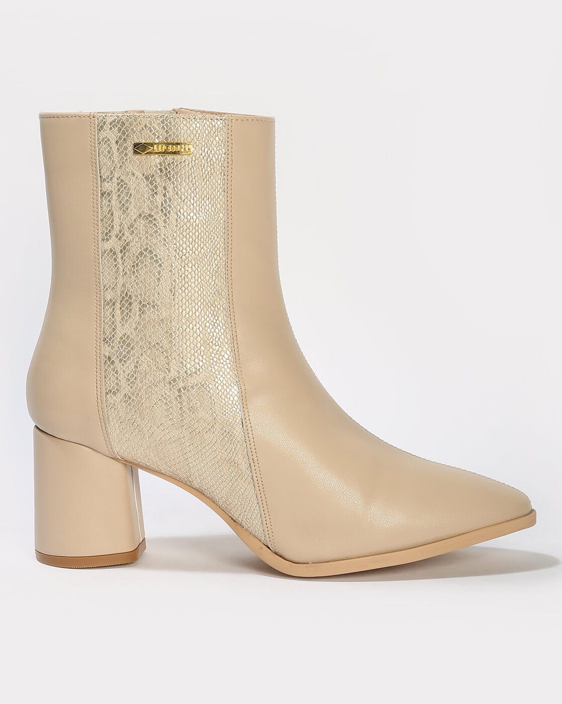 Buy Beige Boots for Women by Lee Cooper Online