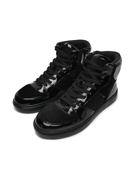 Men Casual Shoes with Synthetic Upper