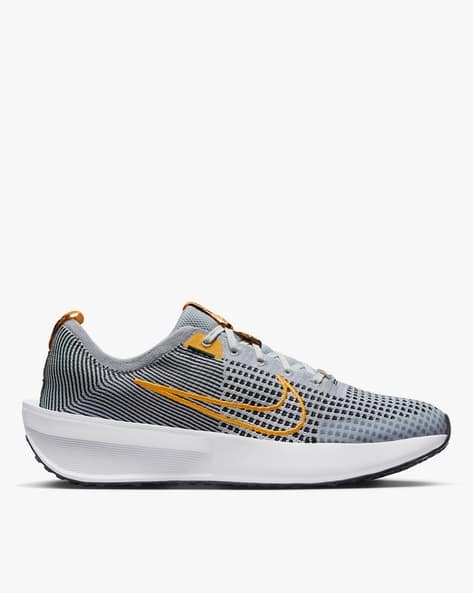 Buy NIKE Men Interact Run Low-Top Lace-Up Running Shoes Grey