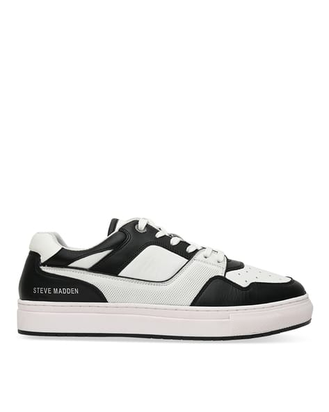 Traylon Lace-Up Sneakers