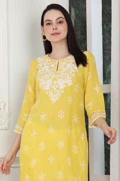 Women Floral Embroidered Straight Kurta-picture-46