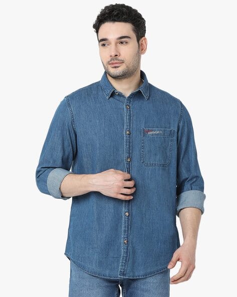 Men Washed Slim Fit Denim Shirt with Patch Pocket