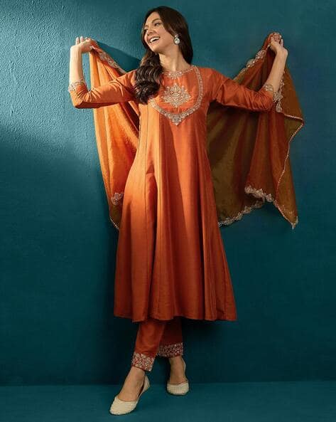 Women Embroidered Flared Kurta Suit Set