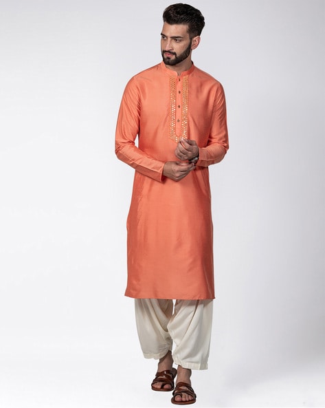 Kisah Embellished Kurta with Mandarin Collar