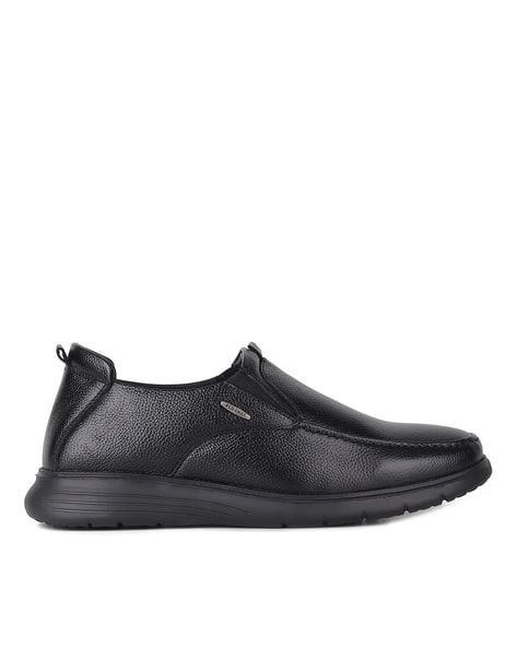 Slip On Red Chief Black Office Shoes Buy Black Formal Shoes For