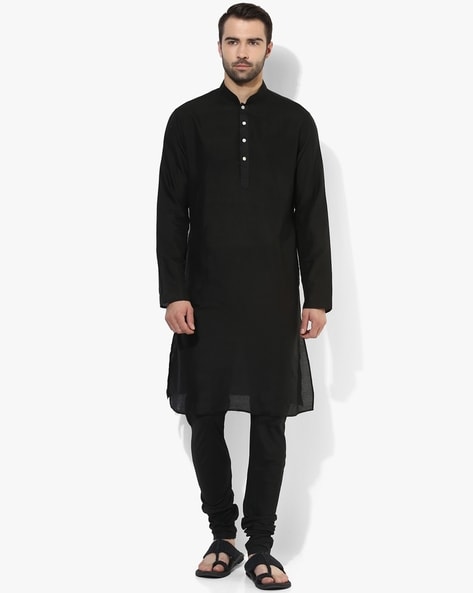 Kisah Solid Kurta with Mandarin Collar