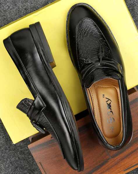 BXXY Men Croc-Embossed Tassel Loafers