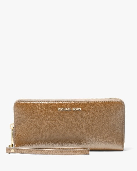 Jet Set Large Saffiano Leather Snap-Front Wallet