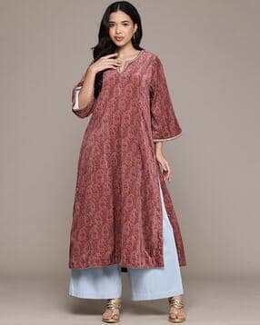 aarke ritu kumar Kirani Velvet Kurta-picture-31
