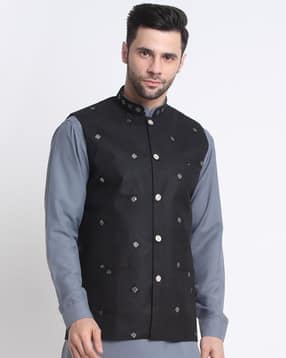 kraft india Men Embellished Nehru jacket with Insert Pockets-picture-40