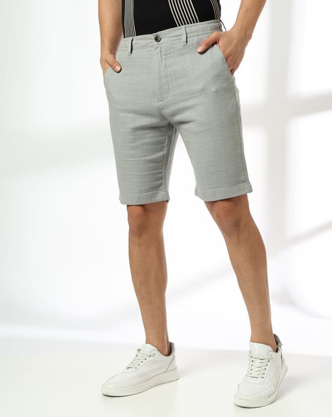 NETPLAY Men Regular Fit City Shorts deal from ajio