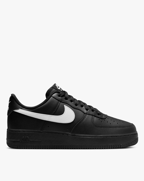 Men Air Force 1 '07 Lace-Up Sneakers