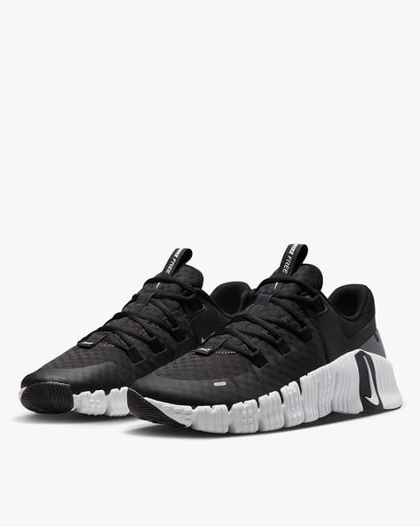 nike free metcon black
