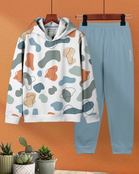 Graphic Pants & T-shirt Set-image-3