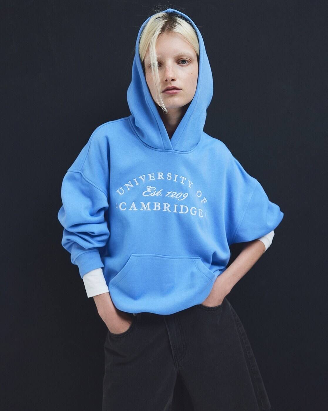 -1117Wx1400H-700317580-blue-