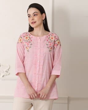 Women Thread Embroidered Relaxed Fit Pure Cotton Top-picture-44