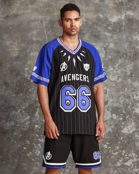 Men Typographic Print Oversized Fit V-Neck T-Shirt