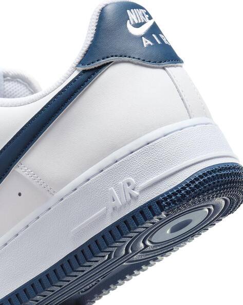 Men Air Force '07 Lace-Up Sneakers