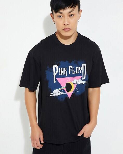 Buy MAX Pink Floyd - Men Graphic Prin Online | Ajio.com