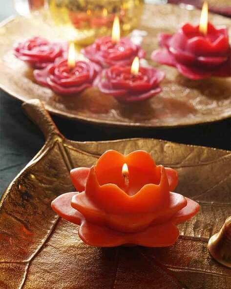 Pure Home And Living Flower Shaped Candle