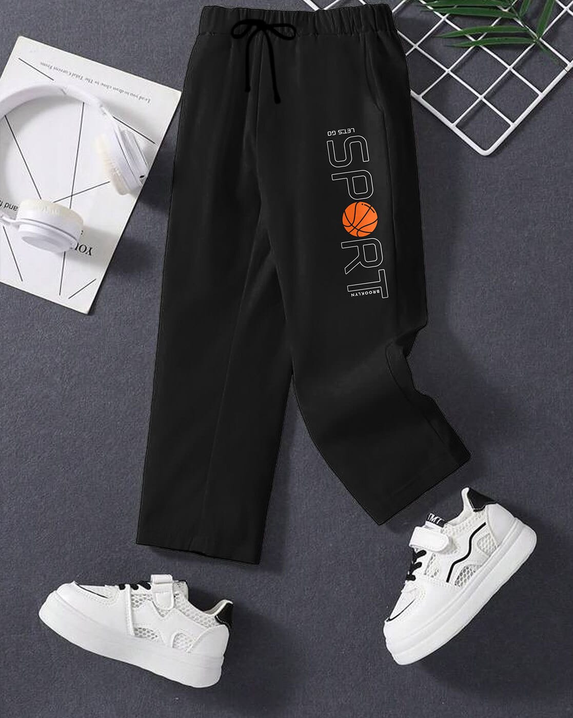 -1117Wx1400H-700832370-black-