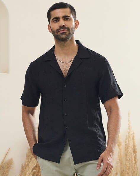 Men Relaxed Fit Shirt with Short Sleeves