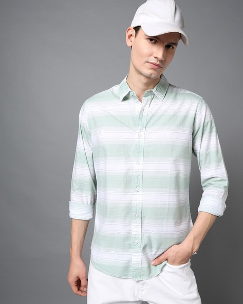 Men Barre Striped Slim Fit Cotton Shirt