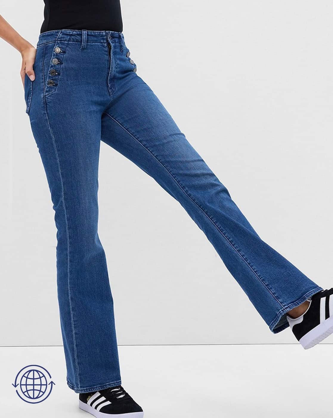 Women Mid-Wash Bootcut Jeans