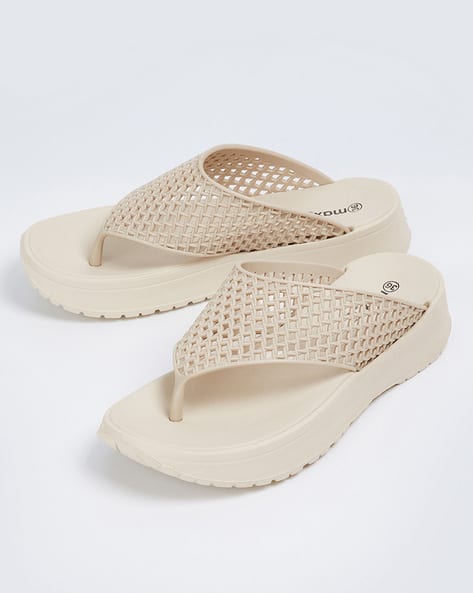 Buy MAX Women Flip-Flops with PU upper Online | Ajio.com