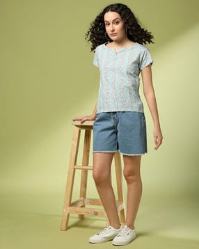 acai Women Floral Print Relaxed Fit Self Dobby Top-picture-21