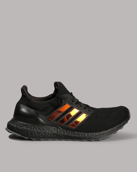 Men Ultraboost Lace-Up Casual Shoes