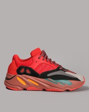 Men Yeezy Boost 700 Lace-Up Casual Shoes