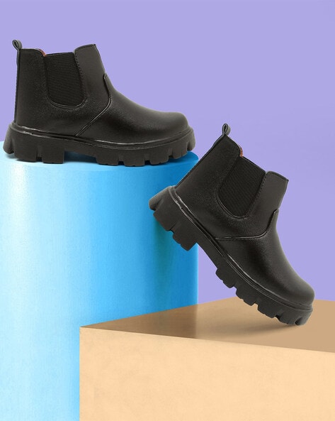 Boys Round-Toe Slip-On Boots