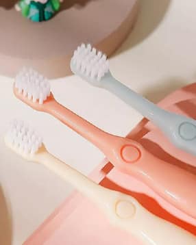market 99 Kids Oral Care Toothbrush Pack Of 3-picture-36