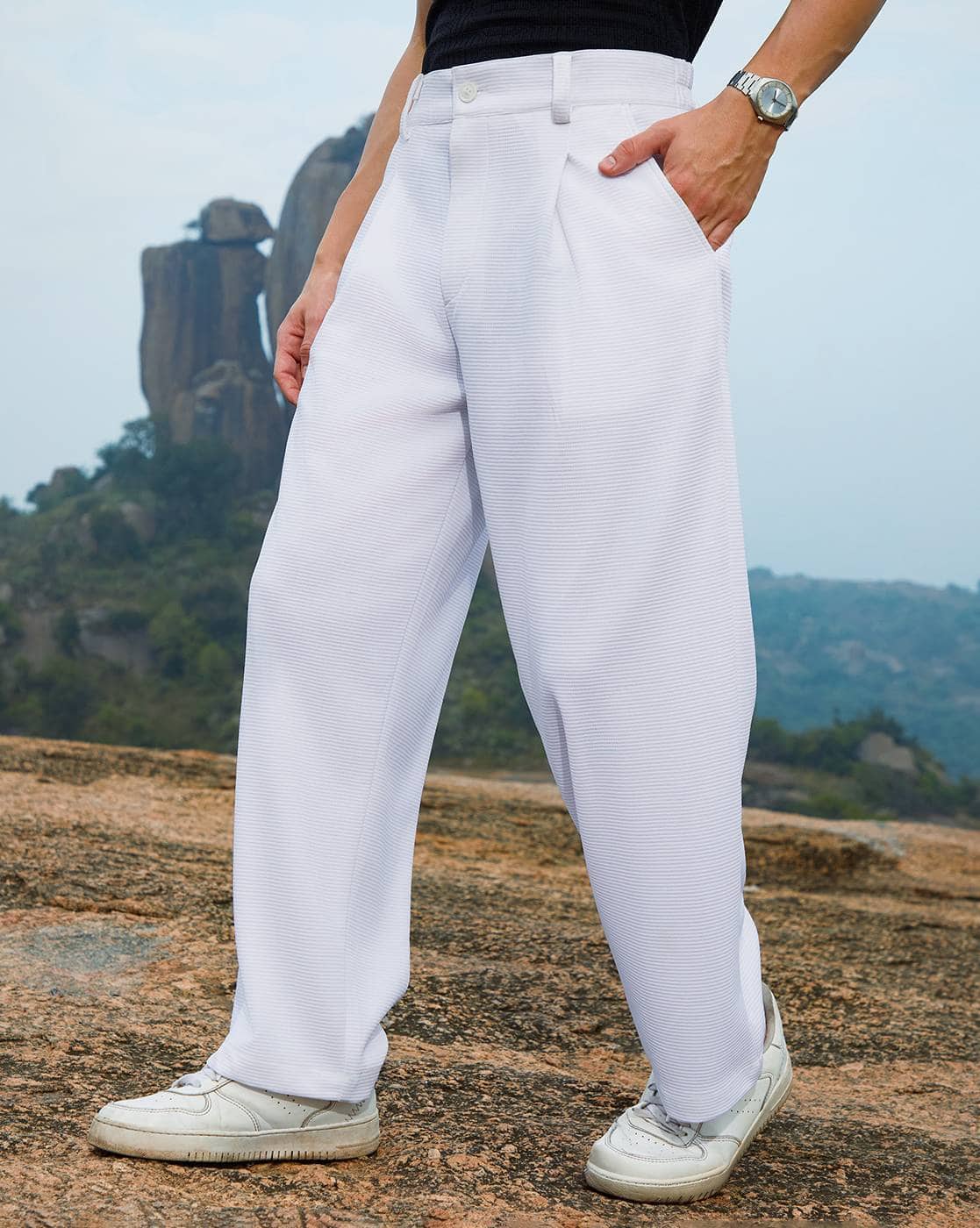 -1117Wx1400H-701010178-white-
