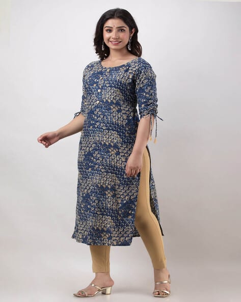 FTDIVA Women Paisley Flared Kurti
