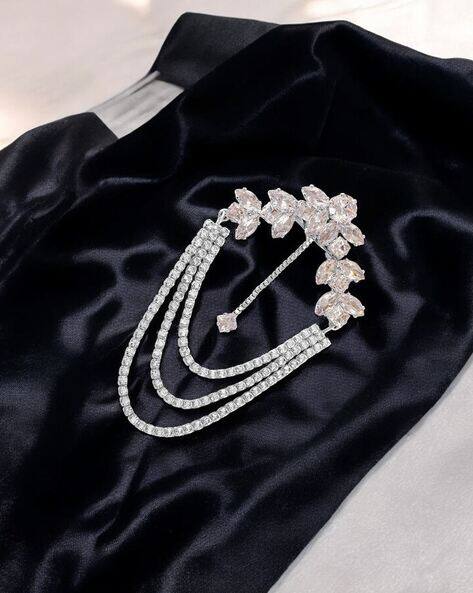 MAHI Stone Studded Star-Shaped Crystal Brooch