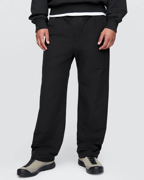 Men Solid Baggy Fit Stretchable Cargo Pants