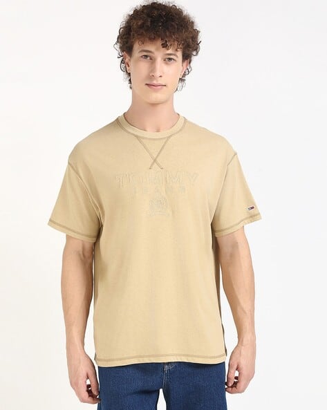 TOMMY HILFIGER Men Tonal Crest Regular Fit Crew-Neck T-Shirt