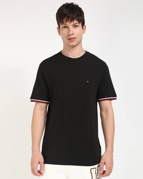 TOMMY HILFIGER Men Regular Fit Crew-Neck T-Shirt with Global Striped Cuff