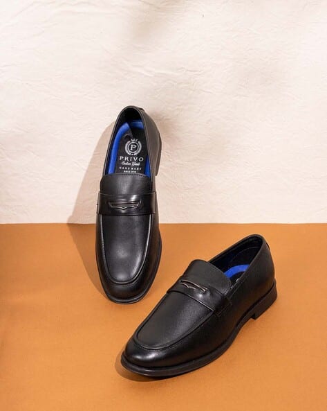 Men Round-Toe Slip-On Shoes
