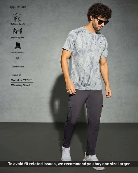 Men Crew-Neck T-Shirt with Short Sleeves