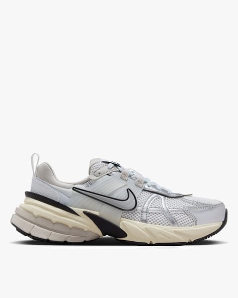 Women's Shoes Nike Shoes With Flat Sole Buy NIKE V2K Run Lace