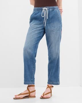 Women High-Rise Relaxed Fit Jeans