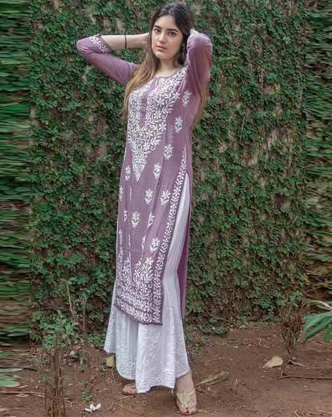 Women Embroidery Straight Kurta