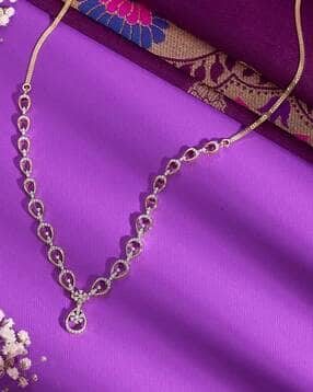 Women Yellow Gold & Diamond Short Necklace