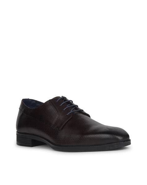 Bata Men Pointed-Toe Derbys with Lace Fastening