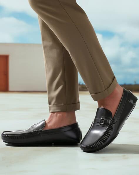 Men Low-Top Slip-On Shoes with Metal Accent